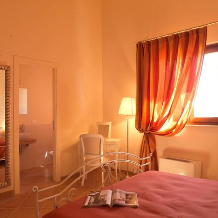 Contado San Lorenzo B&B And Wine Castilenti Luaran gambar