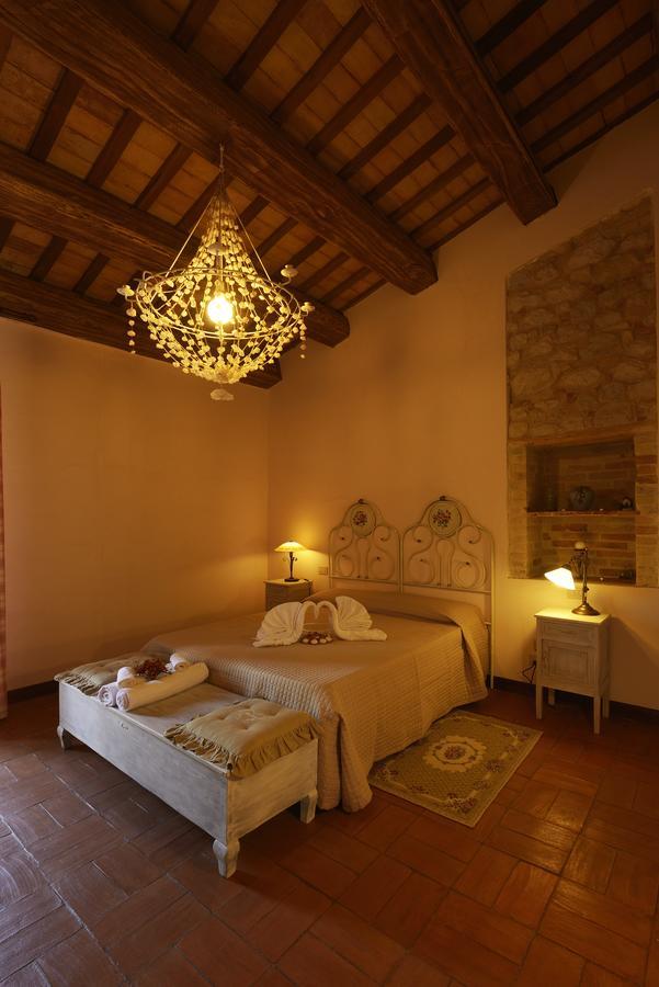 Contado San Lorenzo B&B And Wine Castilenti Luaran gambar